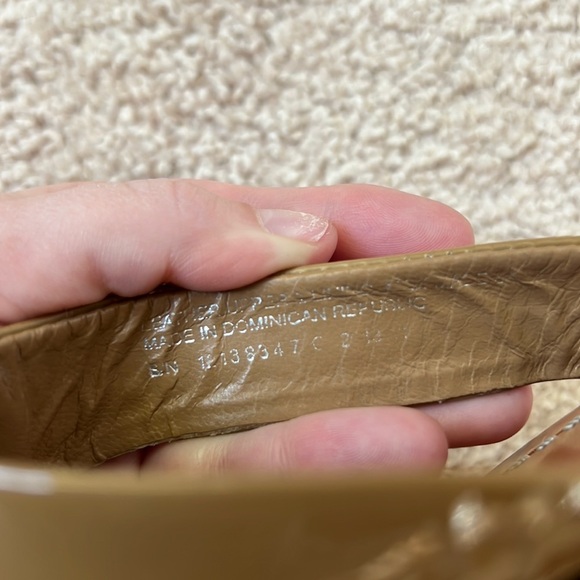 Tory Burch Cameron Thong Sandals - Picture 7 of 7